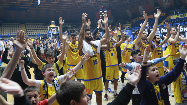 8706 basketball champions league niki elpidas gia to peristeri 76 73 tin karsigiaka