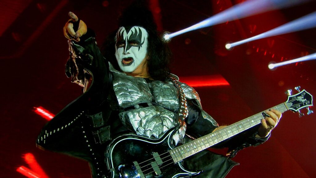 13357 o gene simmons prosferei symvoules stous thavmastes tou pissed off oasis den thelete na pl66ea29dff317b