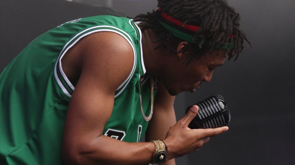 26283 thon lupe fiasco leyyr