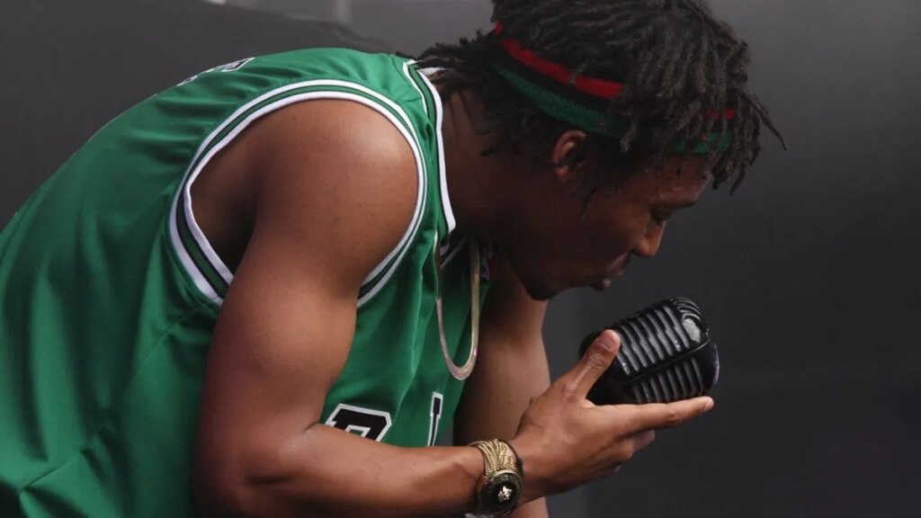 27994 thon lupe fiasco leyyr